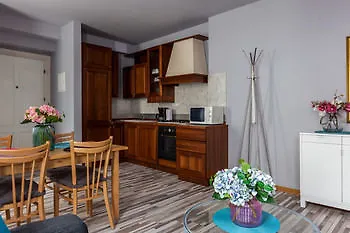 Lovely Prague Apartments Hotel